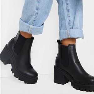 Black Chunky Heeled Chelsea Boot Size 8
